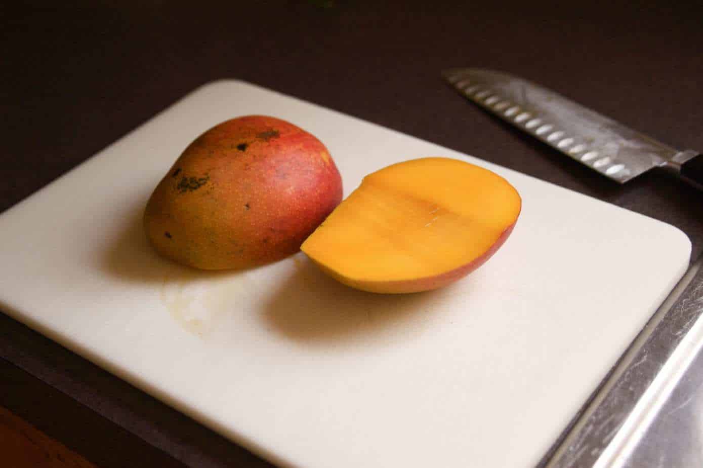 cut the mango in half