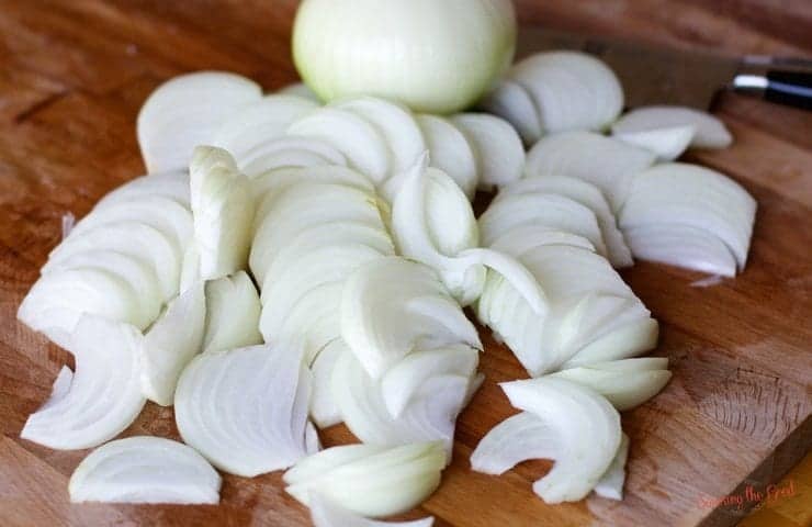sliced white onions