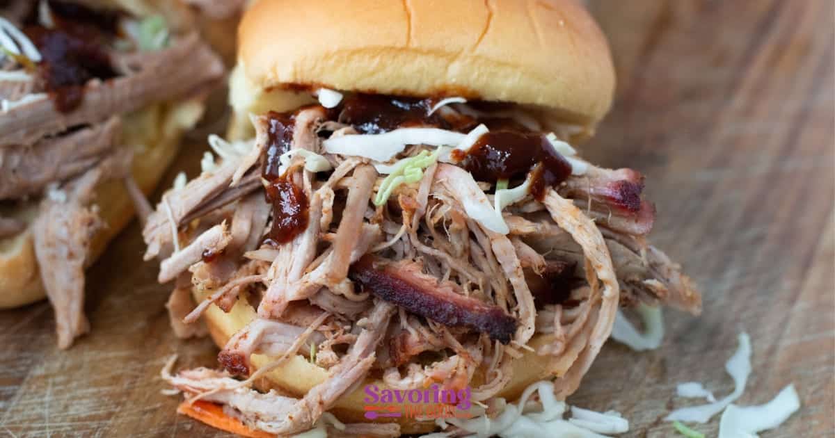pulled pork sandwich with cole slaw