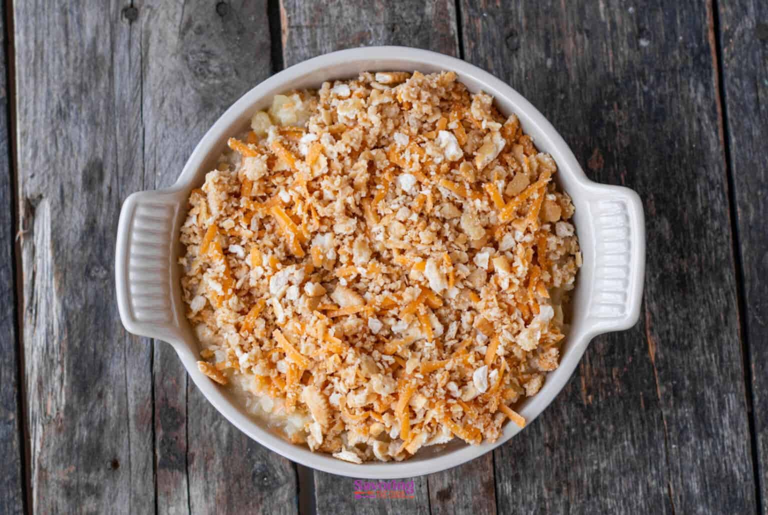 Pineapple Casserole 🍍 Southern Pineapple Casserole Recipe